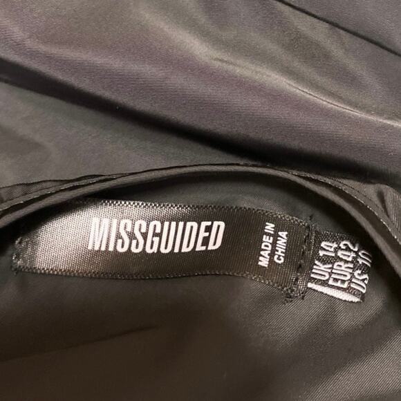 Missguided Women's Black Silky Satin Ruffle Flutter Sleeve Crop Blouse Top 10 - Picture 3 of 4